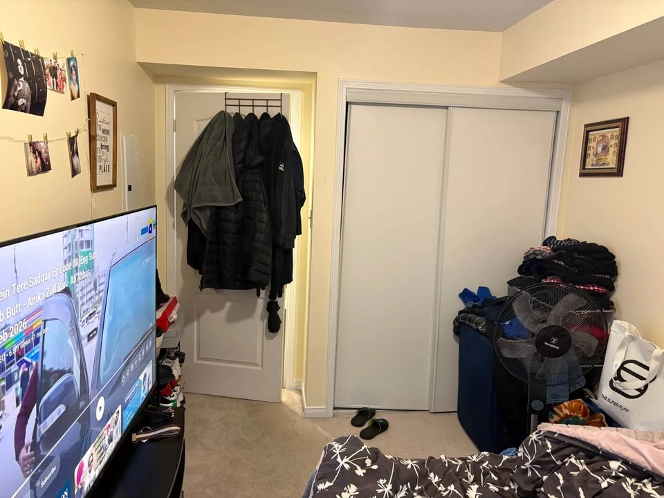 Furnished Room for rent (Oakville) available from May 1st, 2026. - photo 2