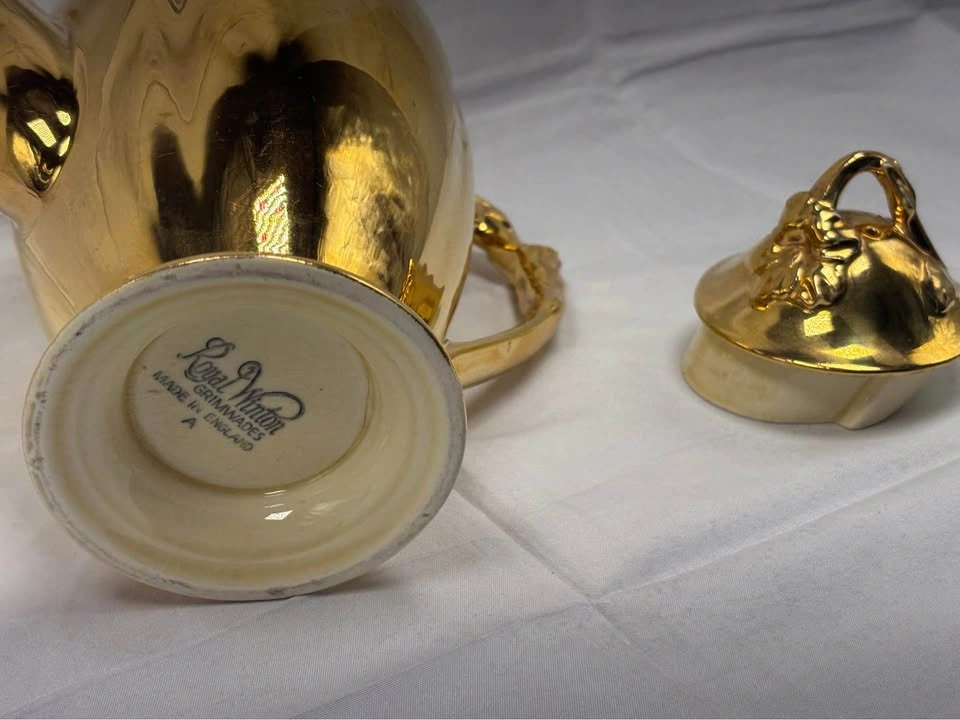 Royal Winton Grimwades Gold Coffee Pot - photo 4