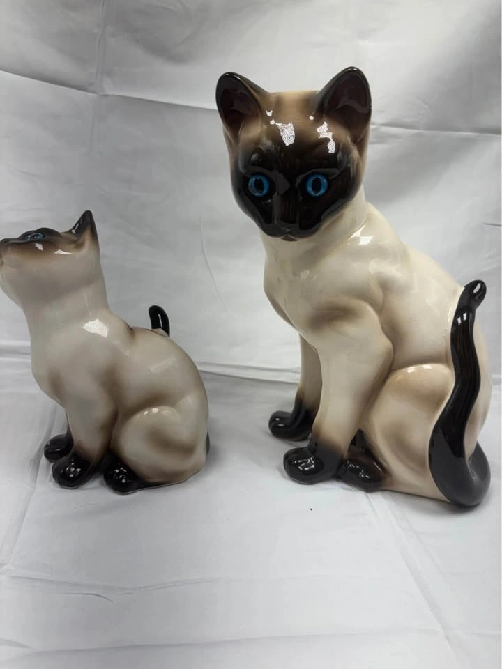 2 Vintage Porcelain Siamese Cat Figurines - Mother & Kitten - photo 3