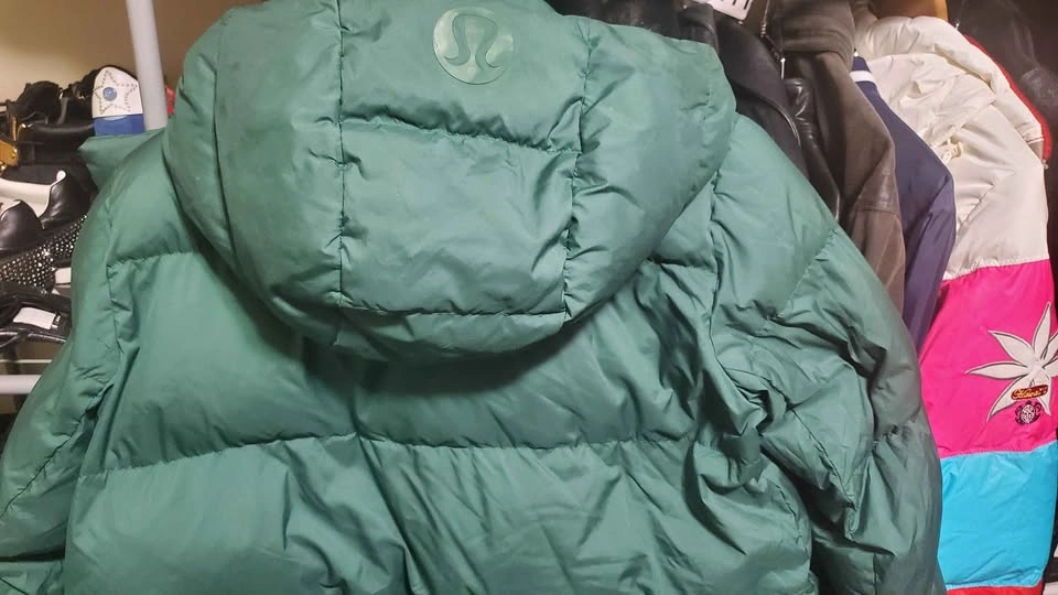 Lululemon Wunder Puff Jacket Medium Women's - photo 3