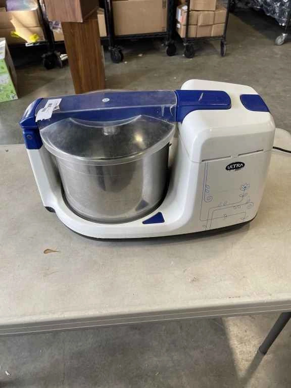 Ultra Dura+ Table Top 2.5L Wet Grinder w/ Atta Kneader