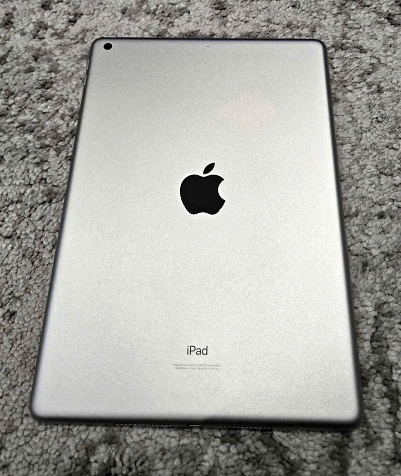 Apple iPad 9th Gen 64GB