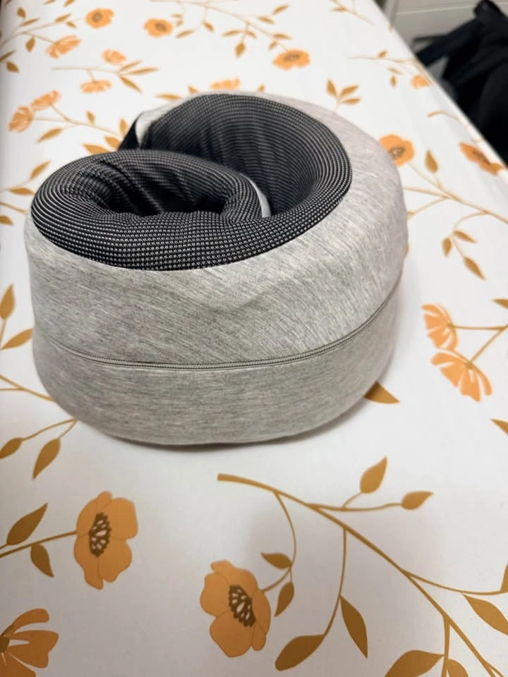 Travel Neck Pillow - photo 4