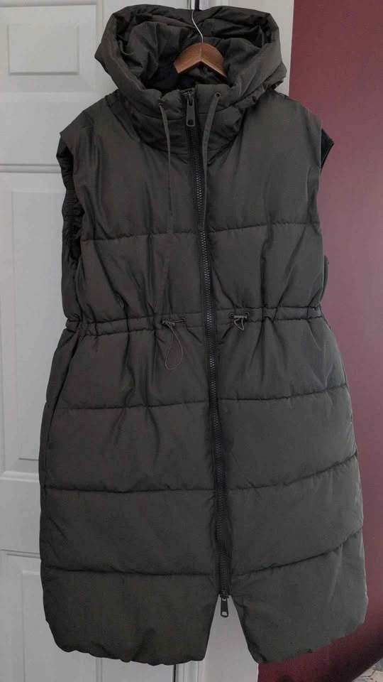 H&M Puffer Vest - photo 2