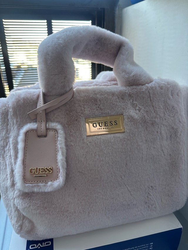 Guess Vanna Faux-Fur Logo Satchel - photo 4