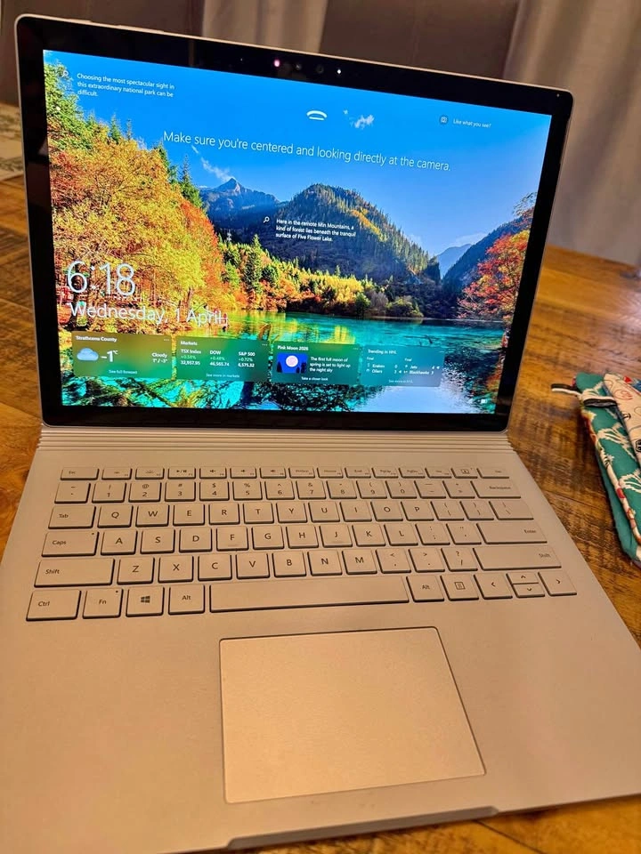 Microsoft Surface Book 2 13.5" Laptop (i7, 8GB RAM, 256GB)