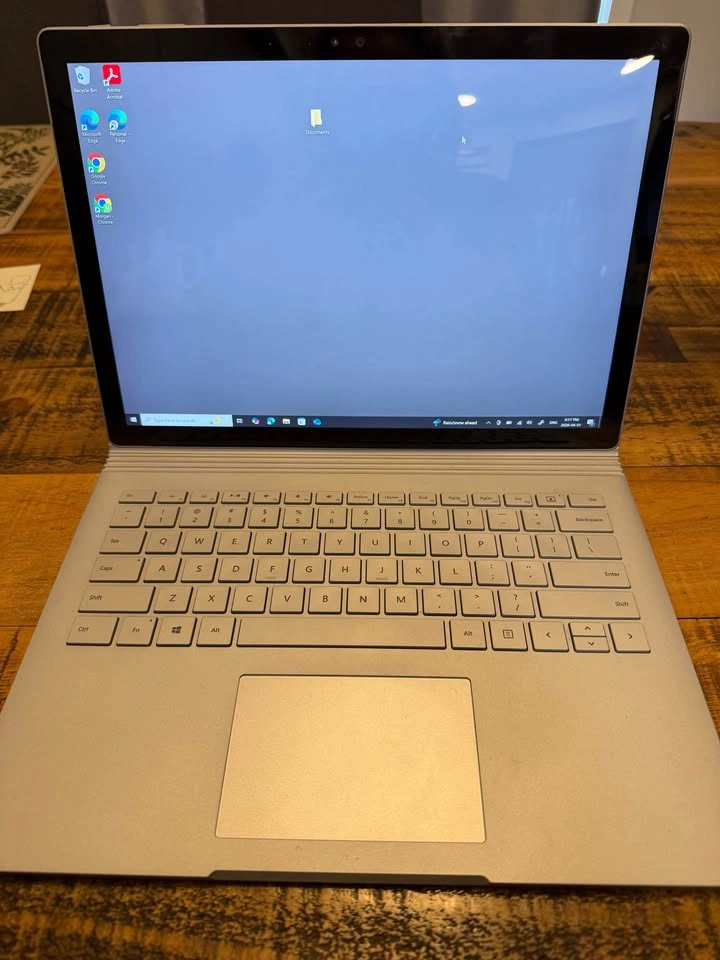 Microsoft Surface Book 2 13.5" Laptop (i7, 8GB RAM, 256GB) - photo 2