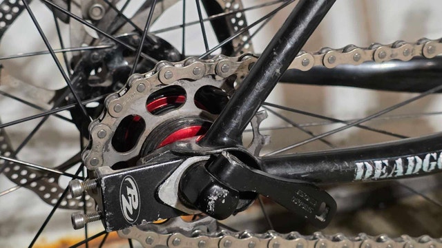 Surly Karate Monkey 29er Single Speed, Fox fork remote lockout - photo 4