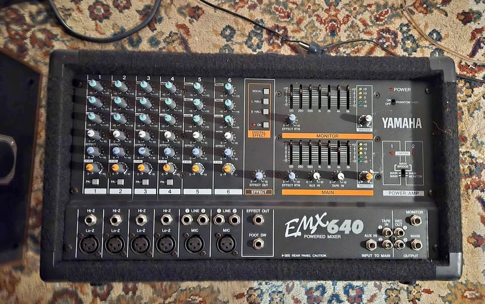 Yamaha EMX640 All-in-One Powered Mixer