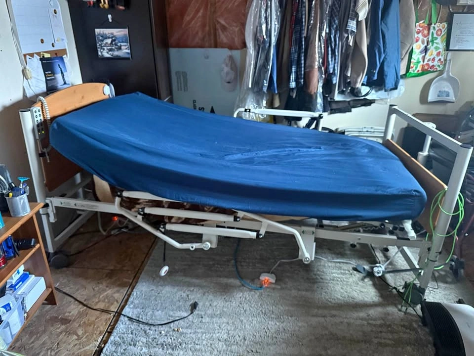 Electric Adjustable Bed - Twin Size