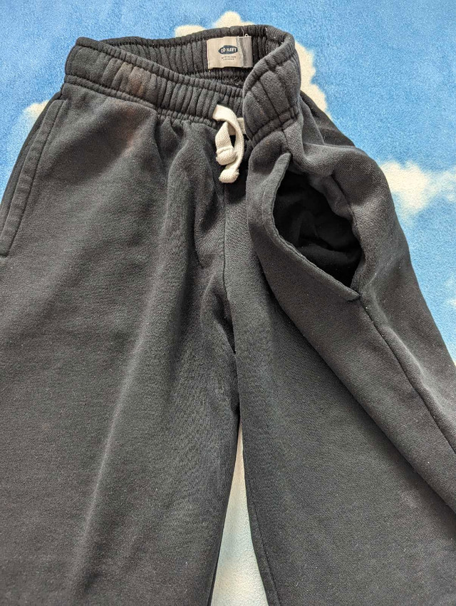 Old Navy 8Y Boys M black fleeced pants wide - photo 3
