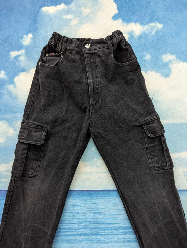 9T boys black thick cargo jeans, like new - photo 5