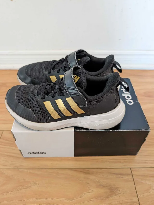 Kids size 2 Adidas running shoes gently used thumbnail