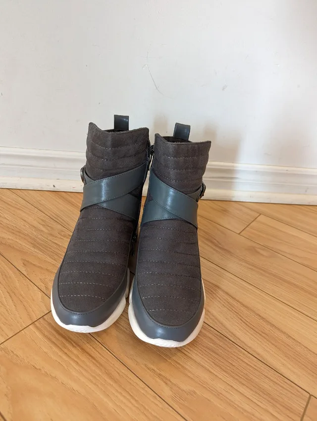 Women’s High Top Thick Sole Sock Sneaker EU36 image indicator(2)