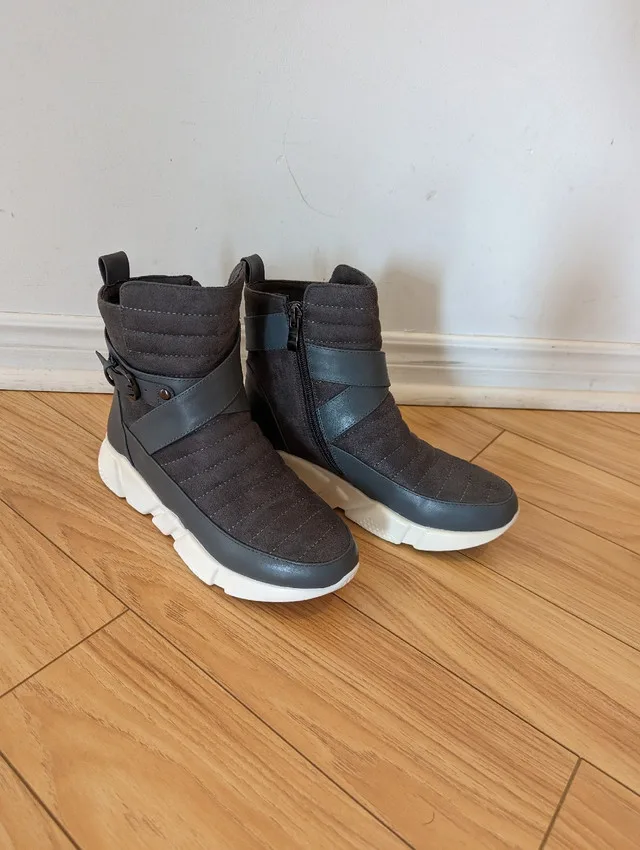 Women’s High Top Thick Sole Sock Sneaker EU36 image indicator(3)