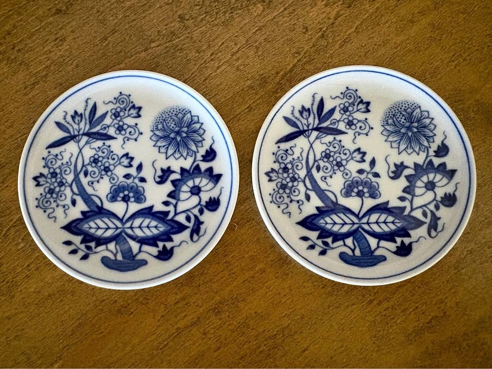 Vintage Hutschenreuther Blue Onion Coasters w/ Siemens Logo