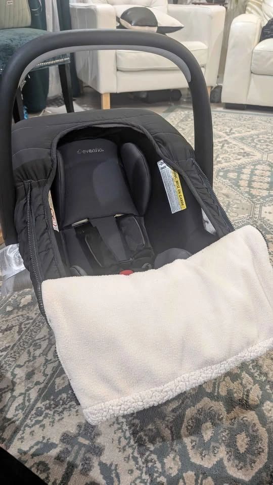 Car Seat Winter Cover - photo 2