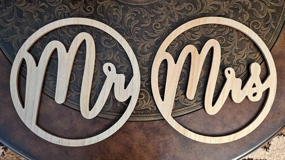 Mr and Mrs Chair Signs Wedding