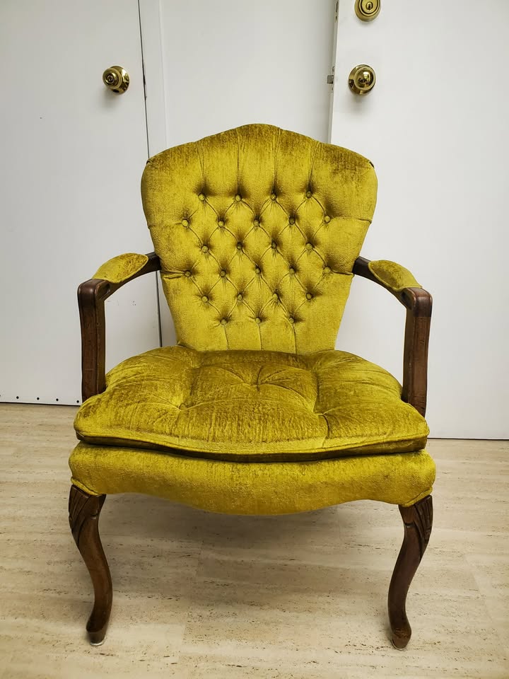 Vintage Bergère Chair - photo 2