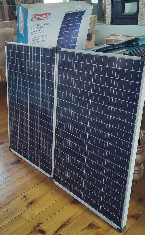 4x 100 Watt Coleman Solar Panels - photo 2