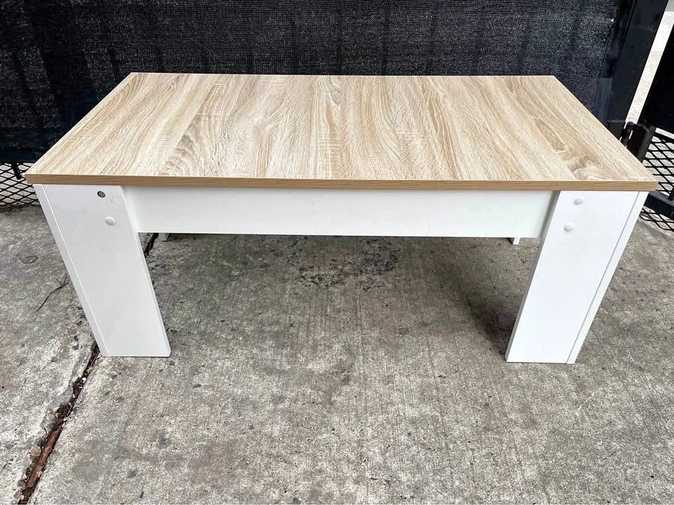 Lift-Top Coffee Table w/ Hidden Storage - NYC Apt