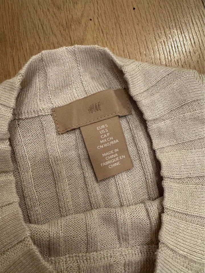 Clearance! Brand new HM beige knit sweater - photo 2