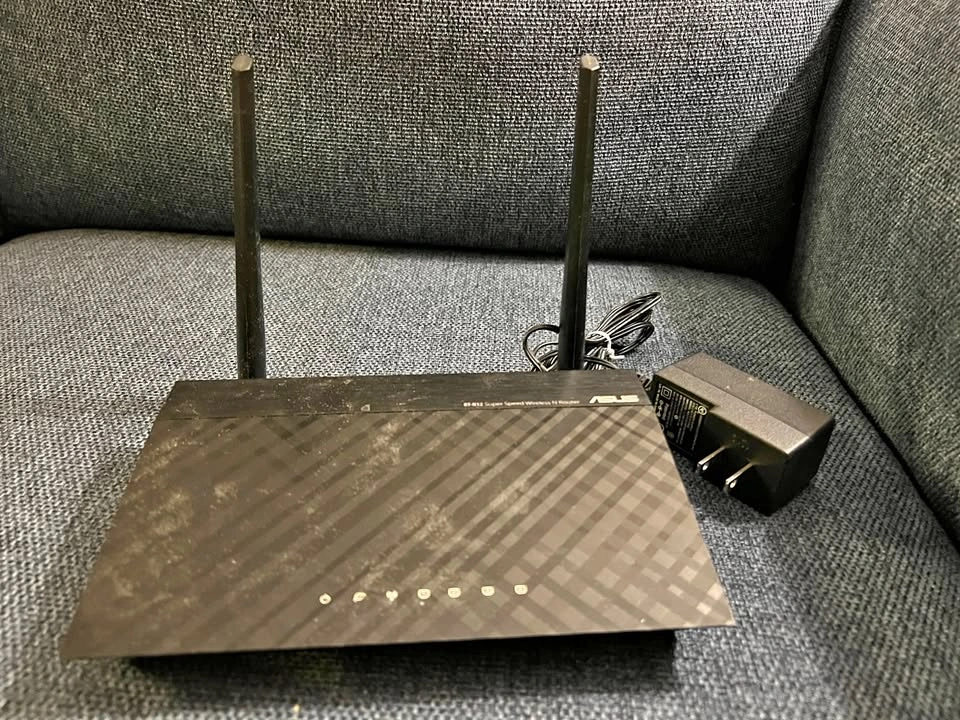 Asus RT-12 Router w/ Tomato custom firmware