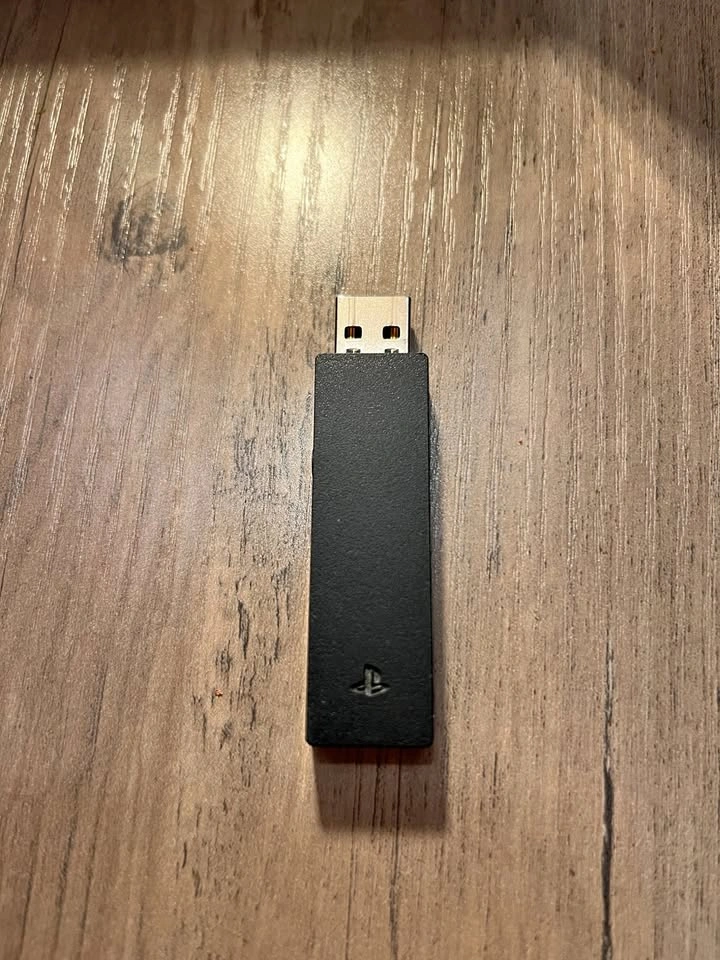 PS3 Pulse Elite Wireless Headset USB Dongle (CECHYA-0085)