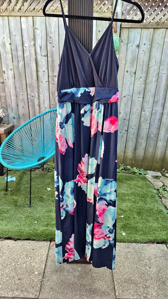 Maxi Dress, Size Medium, New, never worn.