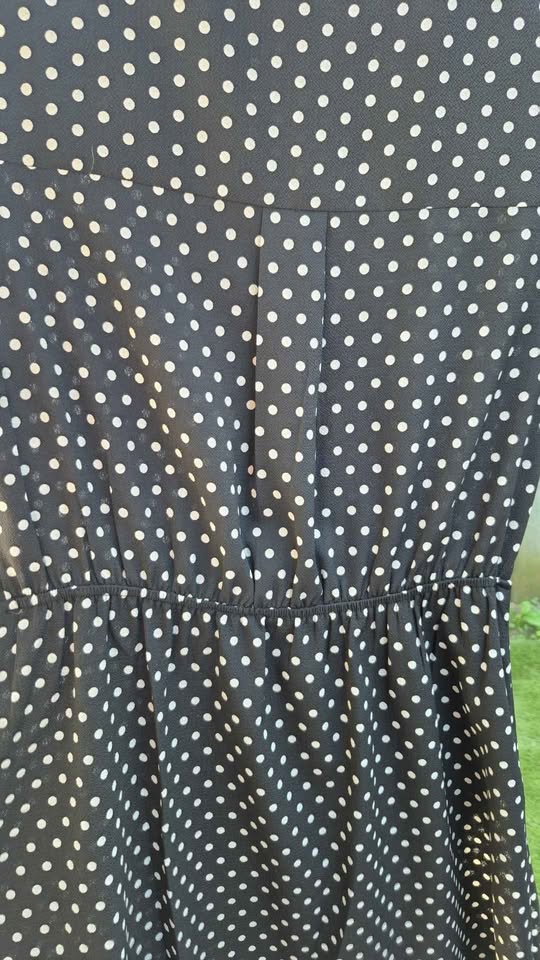 Black Dress, Size Medium - photo 3