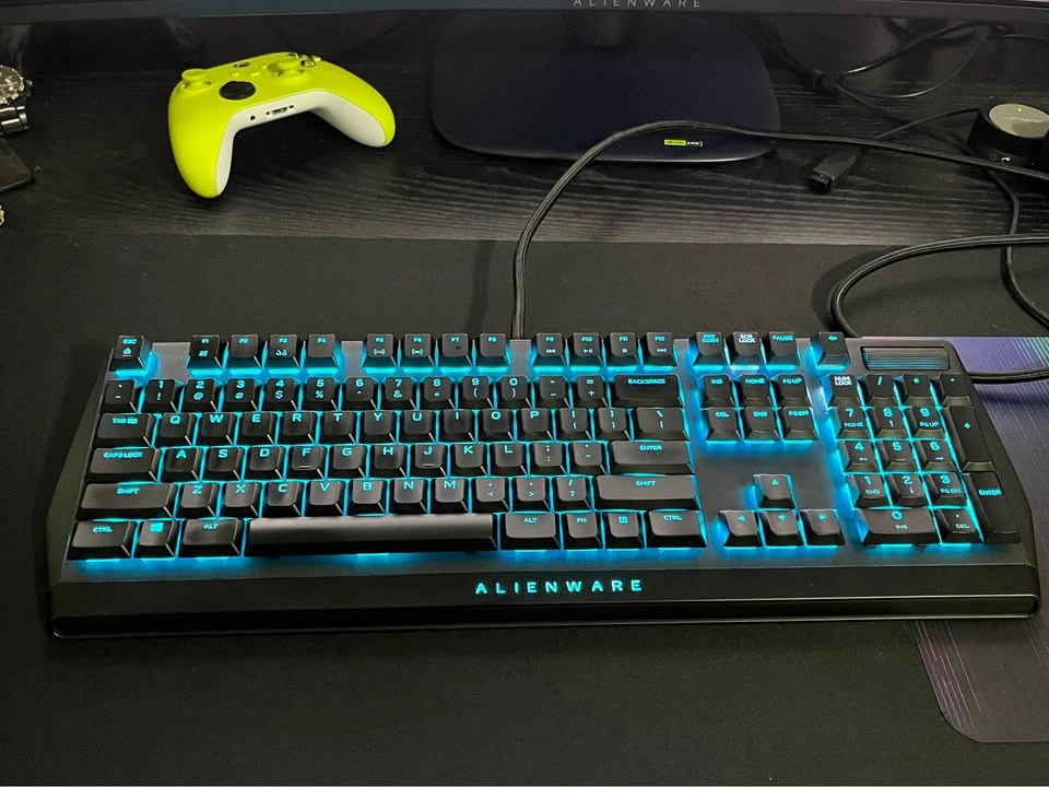 Alienware Keyboard and Mouse (Refurbished)
