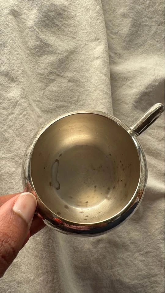 Vintage F.B. Rogers Creamer and Sugar Bowl w/ Lid ~ Silver Plate - photo 4