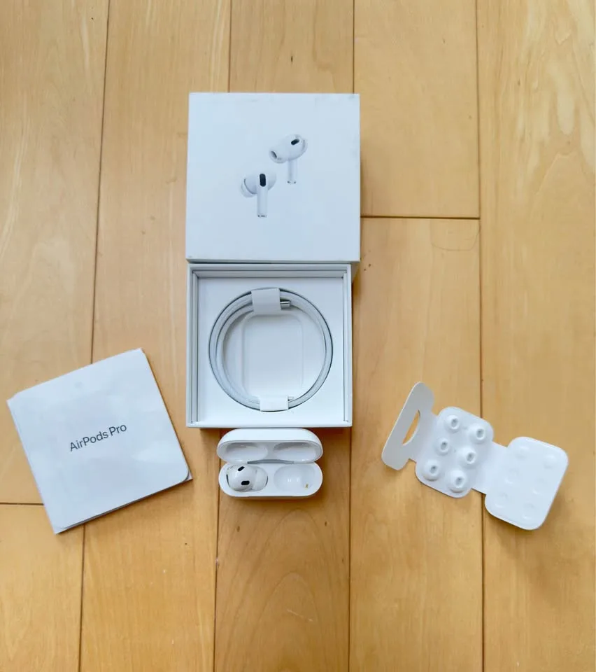 AirPod Pro 2nd Generation - Left AirPod image indicator(2)