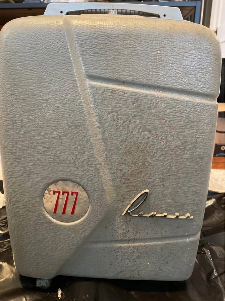 Revere 777 8mm Film Projector - photo 3