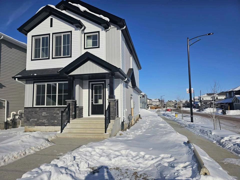3 Bed 2.5 Bath House