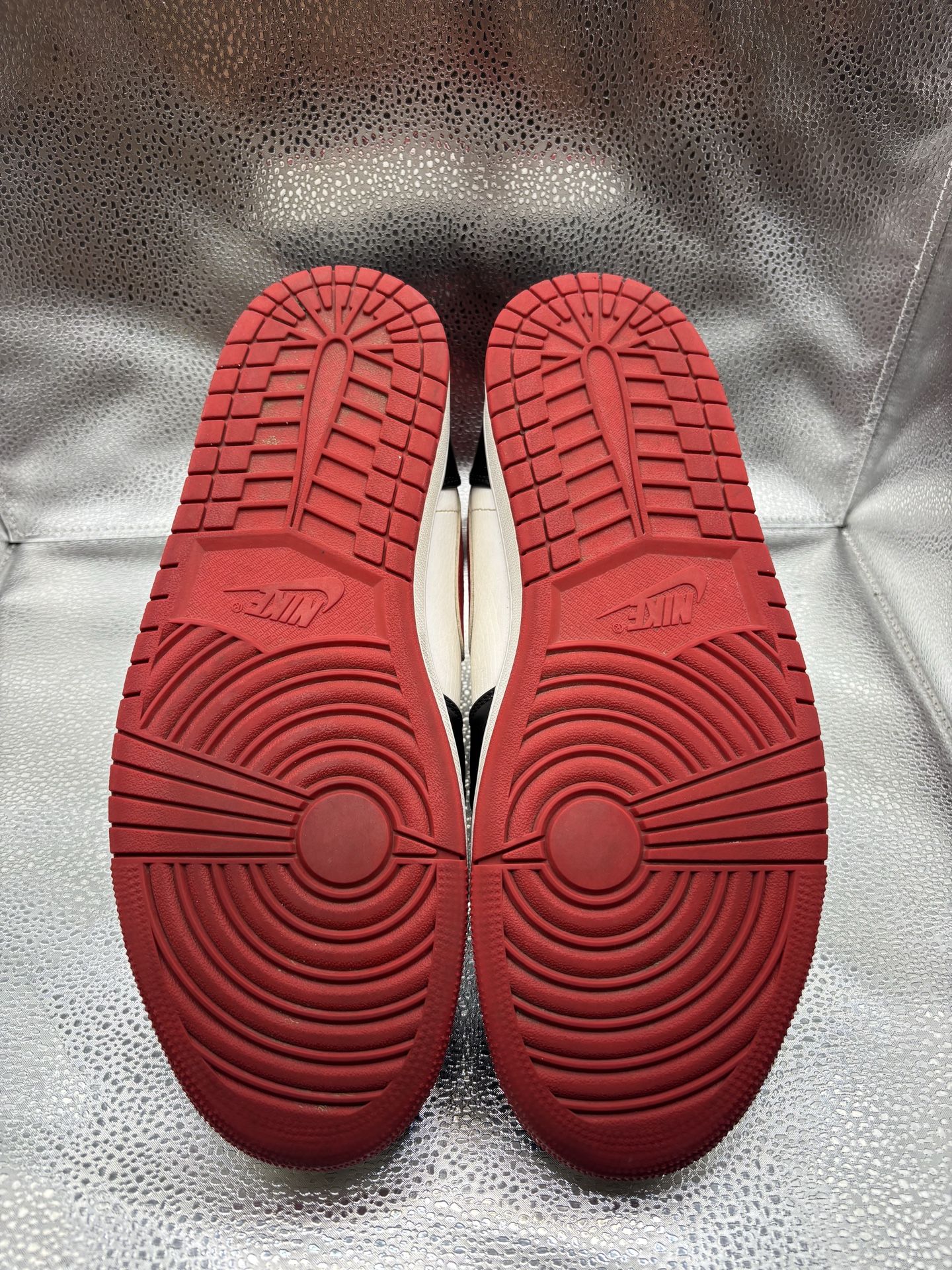 Air Jordan 1 Mid Gym Red White Black - photo 3