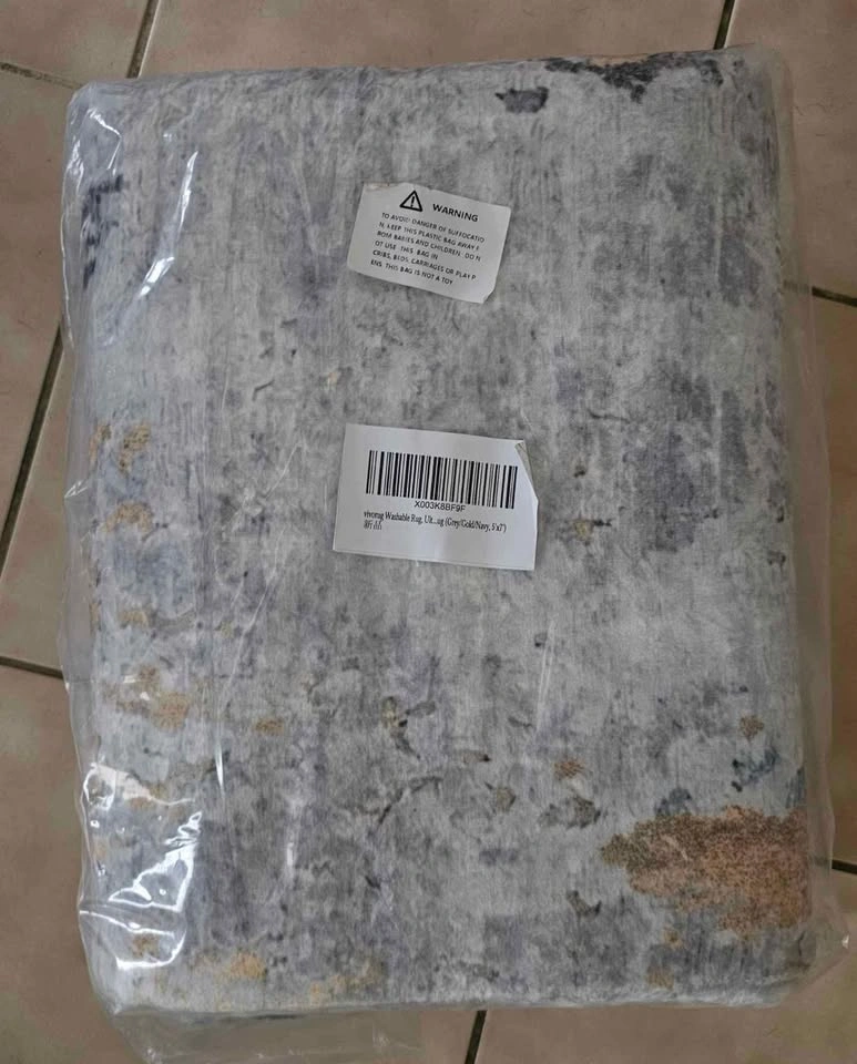 Brand New vivorug Ultra Soft Area Rug - Still in Packaging! - photo 4