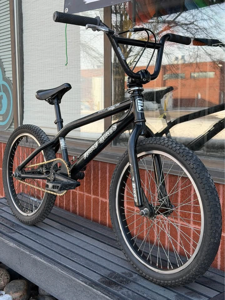 Used Haro Backtrail X2 "Ryan Nyquist" with 3pc Cranks! - photo 2