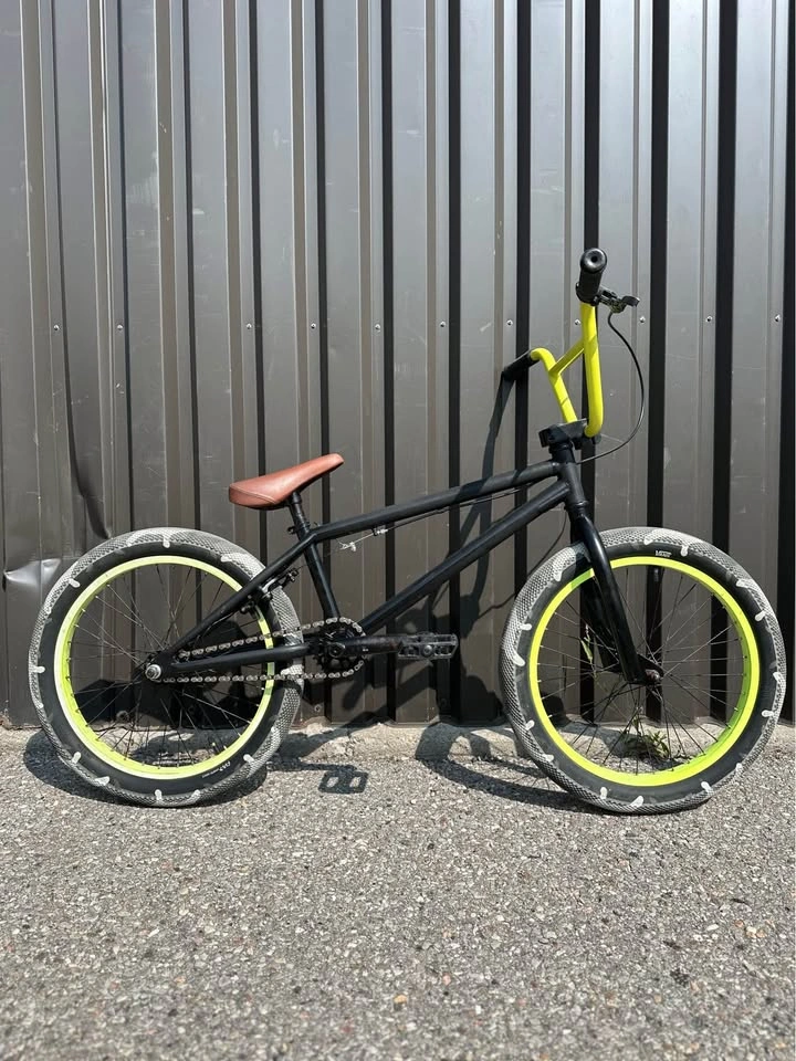 Used GT Slammer 20” BMX @ Harvester Bikes (Free Tuneups For 1 Ye - photo 2