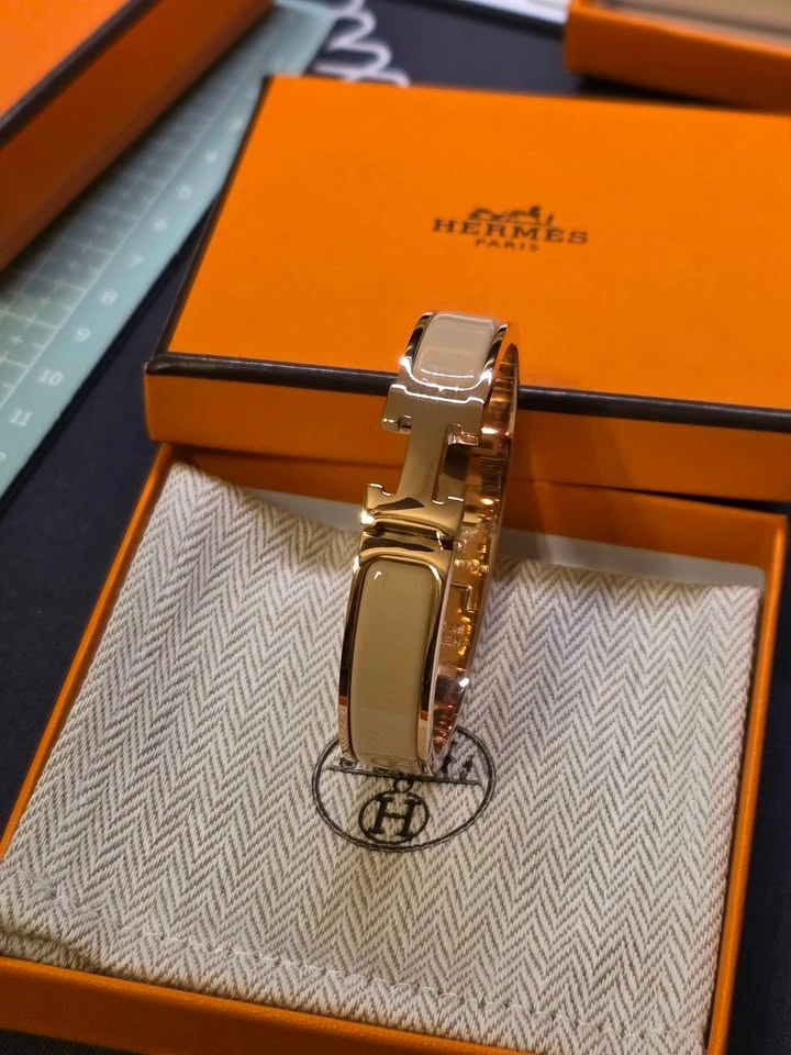 Hermès Cream Clic H Bracelet - photo 3
