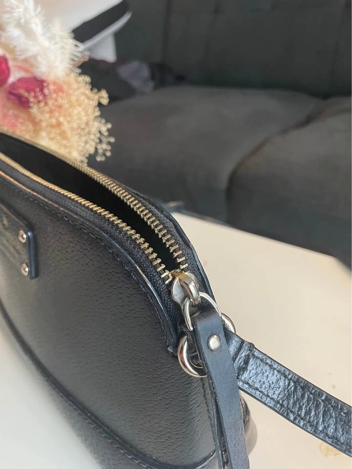 Kate Spade Black Leather Crossbody Purse - photo 2
