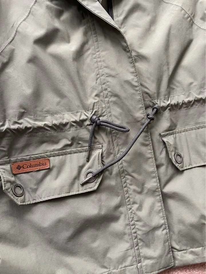 Columbia Women’s Jacket Olive Green Waterproof (XS) - photo 2