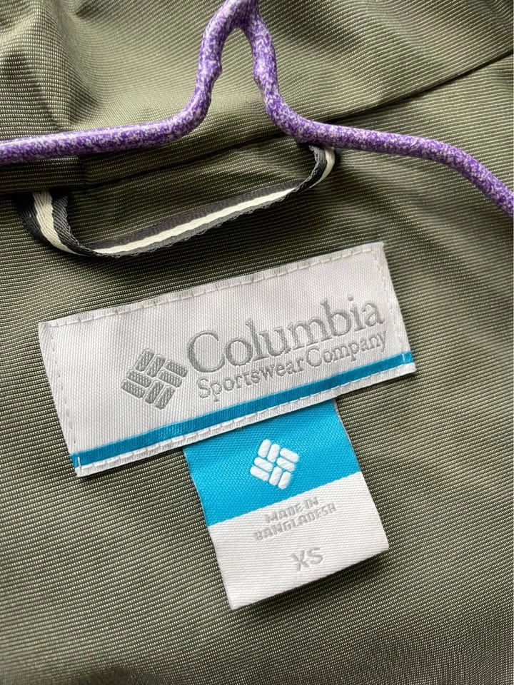 Columbia Women’s Jacket Olive Green Waterproof (XS) - photo 3