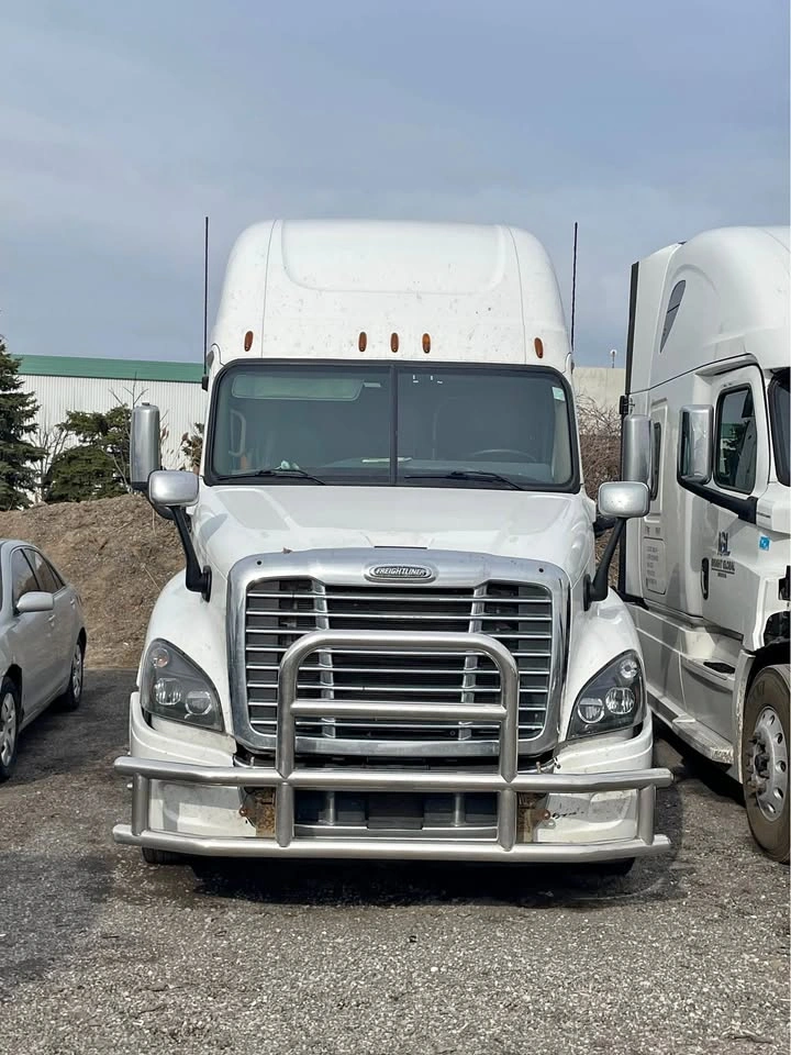 2012 Cascadia 18 Wheeler Manual