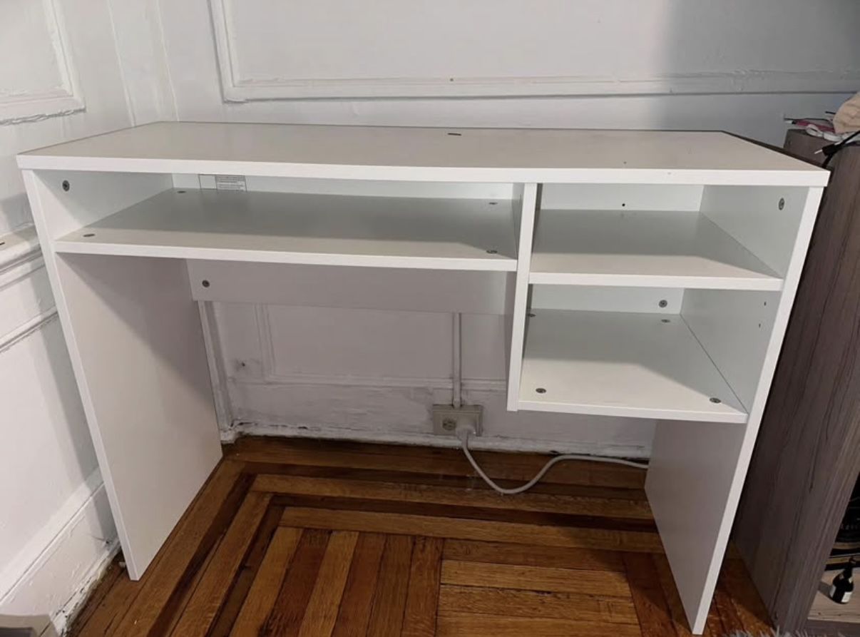 Desk for sale - photo 2
