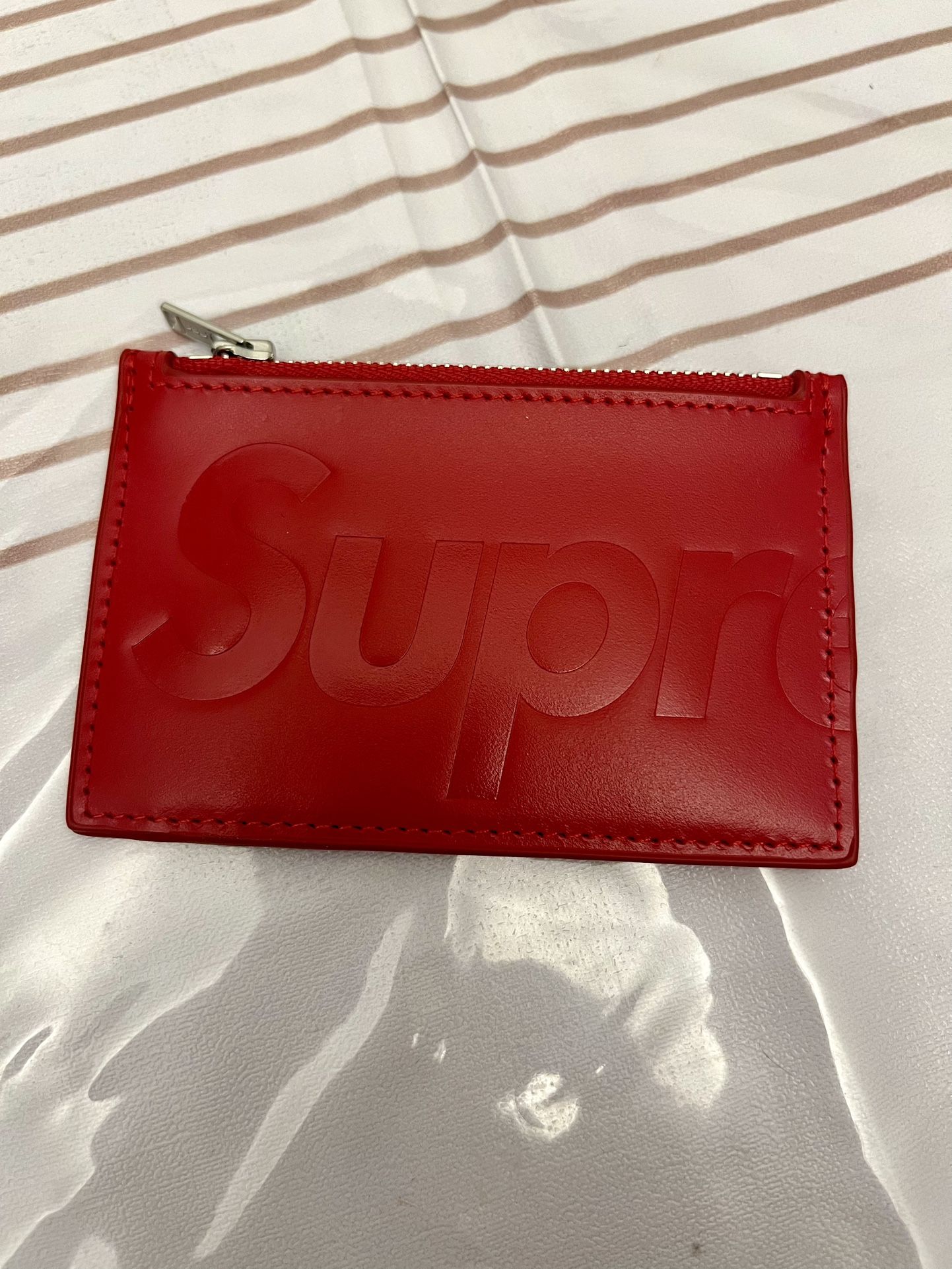 Supreme cardholder - photo 2