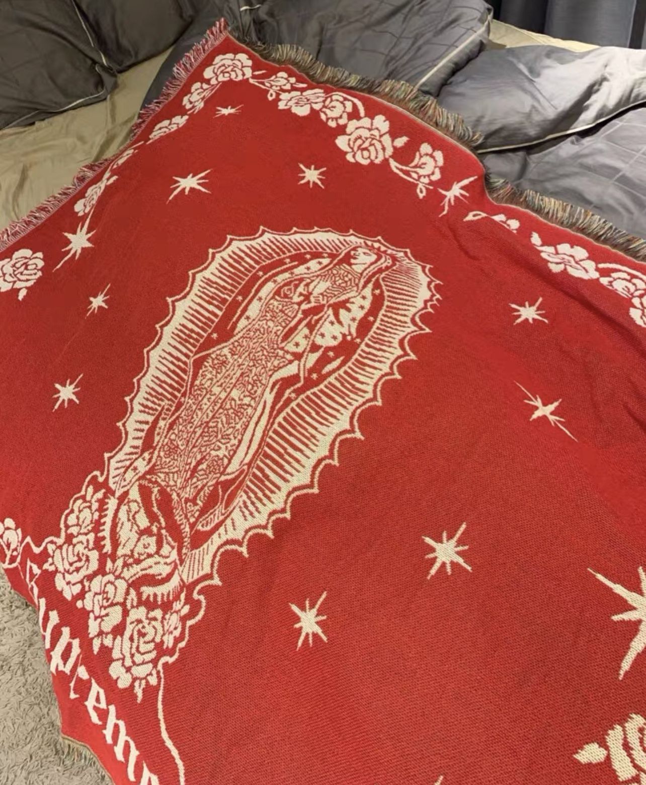Supreme Virgin Mary Blanket - photo 2