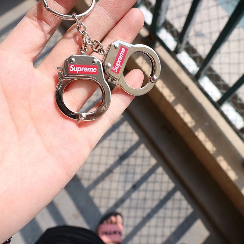 Supreme Hand Cuff Keychain - photo 3