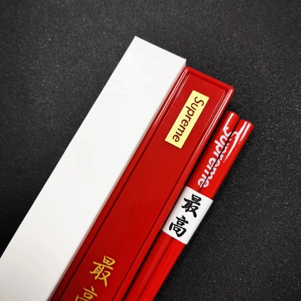SUPREME CHOPSTICKS RED FW17 2017 ACCESSORY W/ BOX LOGO