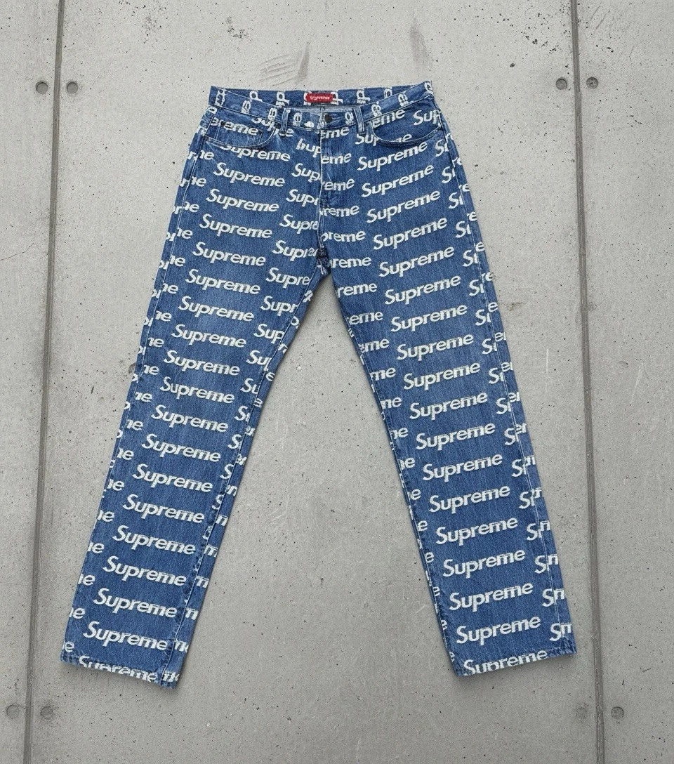 Supreme Frayed Logos Denim Jeans Size 32